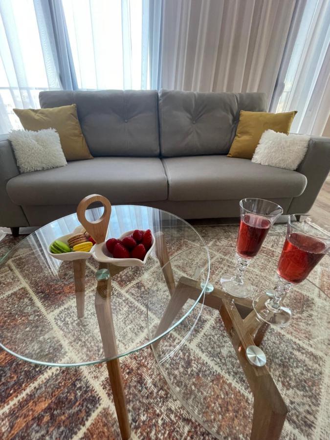 Green Terrace Apartment 5 Tirana Bagian luar foto