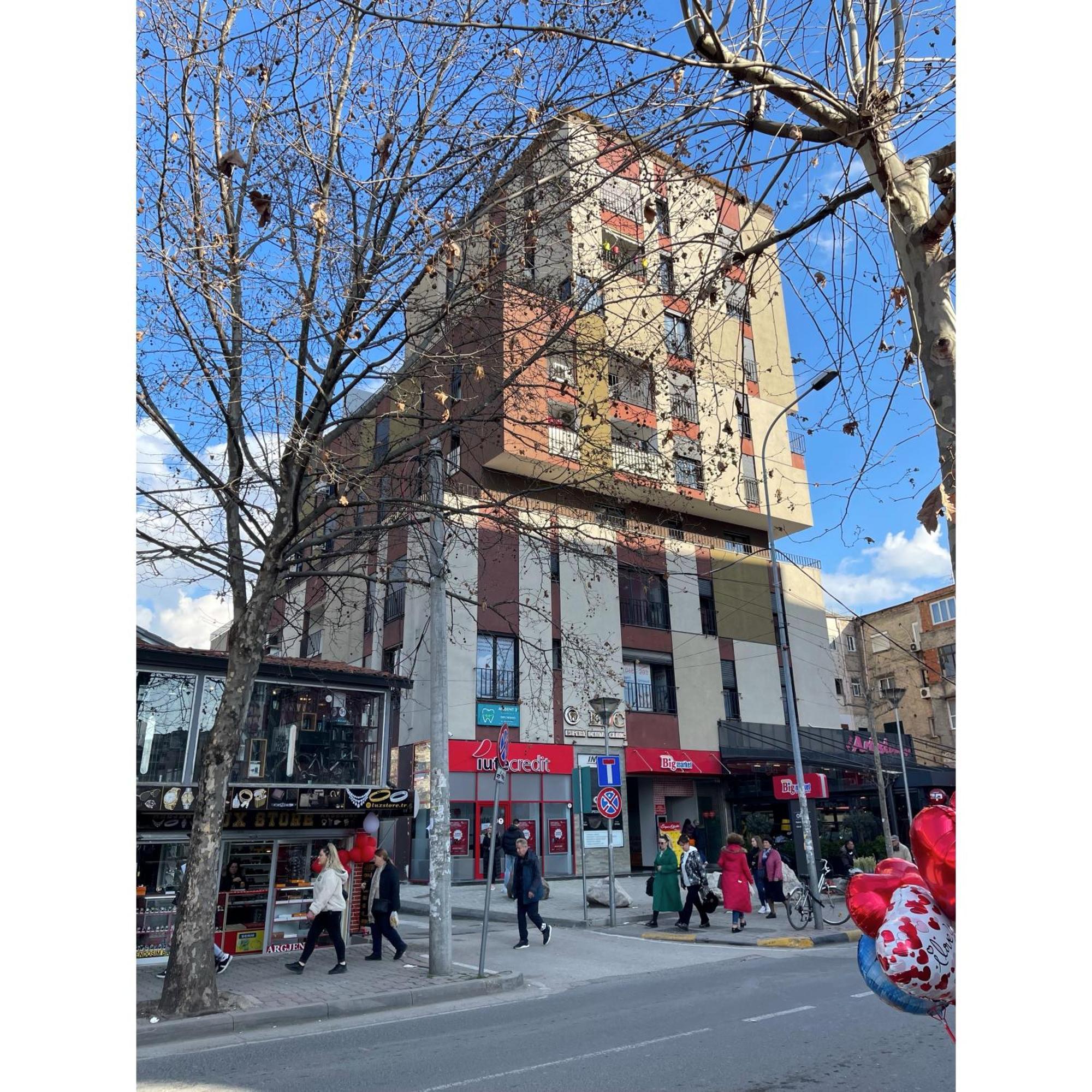 Green Terrace Apartment 5 Tirana Bagian luar foto